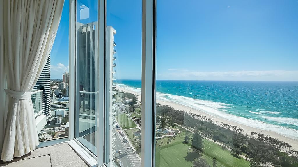 Carmel By The Sea Aparthotel Gold Coast Exterior foto